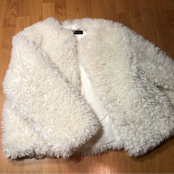 Faux fur jacket - Picture 9 of 12